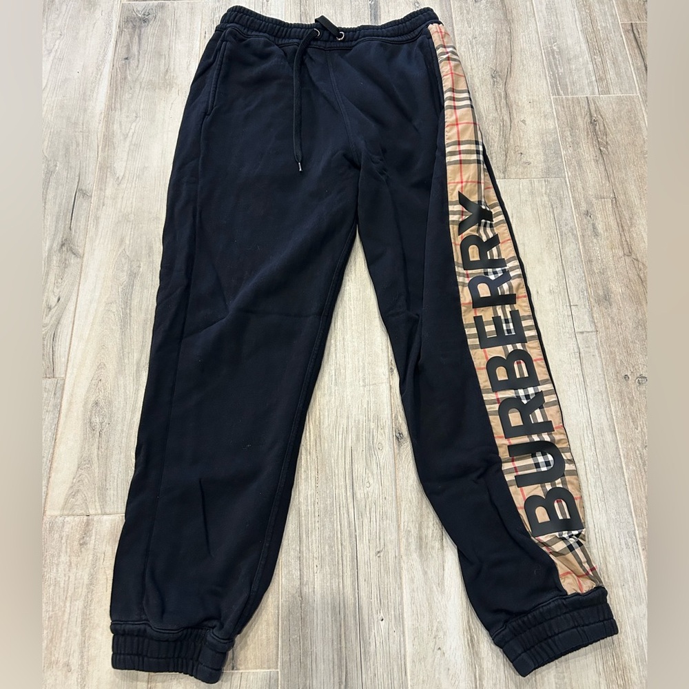 Men’s Burberry Jogger pants, Retail $930